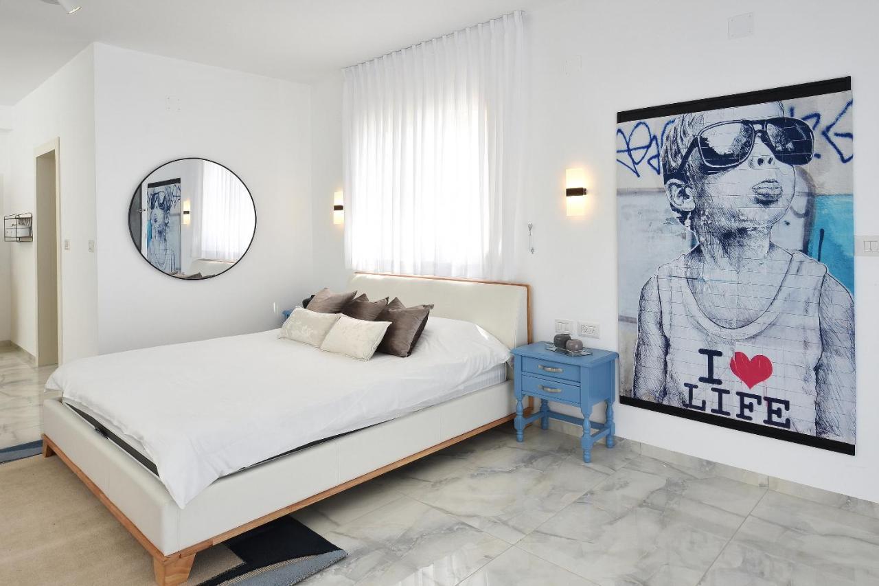 הסויטות של פולי Apartment Manot Екстериор снимка